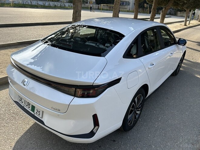 Changan Qiyuan A05 2025, 0 km - 1.5 л - Bakı