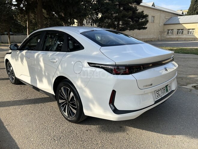Changan Qiyuan A05 2025, 0 km - 1.5 л - Bakı