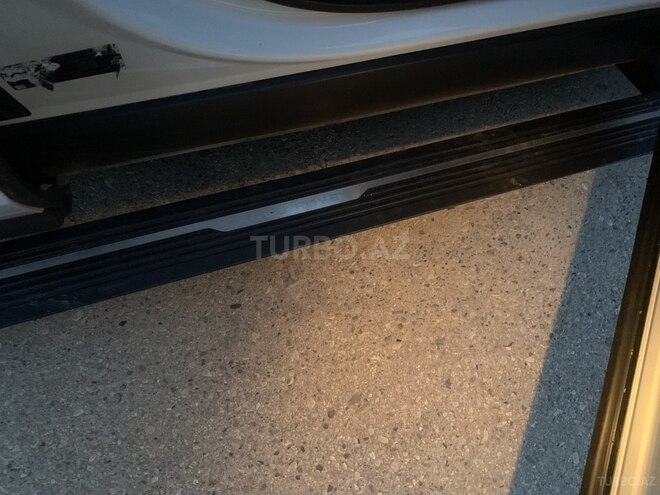 Land Rover Discovery 2018, 96,000 km - 2.0 l - Bakı