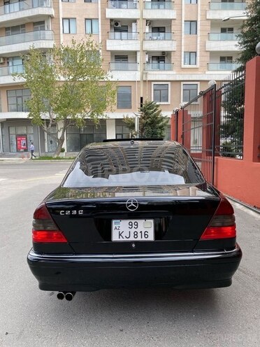 Mercedes C 230 2000, 265,187 km - 2.3 л - Bakı