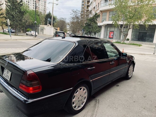 Mercedes C 230 2000, 265,187 km - 2.3 л - Bakı