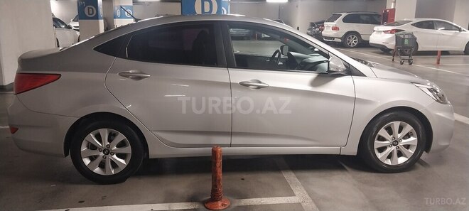 Hyundai Accent 2016, 121,366 km - 1.6 l - Bakı
