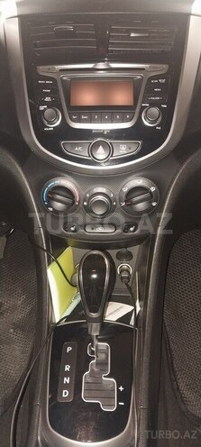 Hyundai Accent 2016, 121,366 km - 1.6 l - Bakı