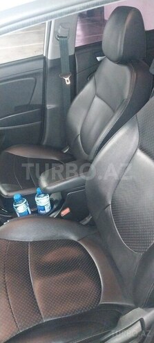 Hyundai Accent 2016, 121,366 km - 1.6 l - Bakı