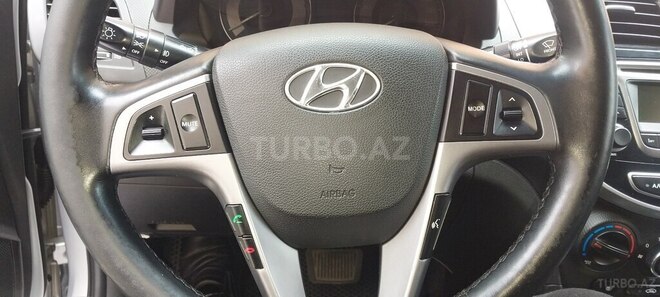 Hyundai Accent 2016, 121,366 km - 1.6 l - Bakı