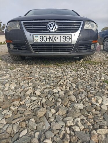 Volkswagen Passat 2007, 401,725 km - 2.0 l - Salyan