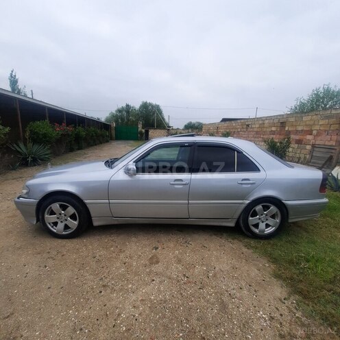Mercedes C 230 2000, 234,896 km - 2.3 l - Hacıqabul