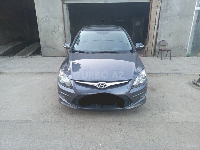 Hyundai i30 2010, 280,000 km - 1.6 l - Biləsuvar