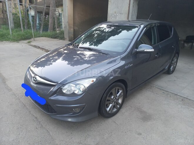 Hyundai i30 2010, 280,000 km - 1.6 l - Biləsuvar
