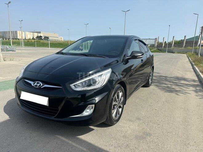 Hyundai Accent 2013, 240,000 km - 1.6 l - Bakı
