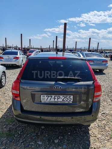 Kia Ceed 2010, 203,000 km - 1.6 л - Gəncə