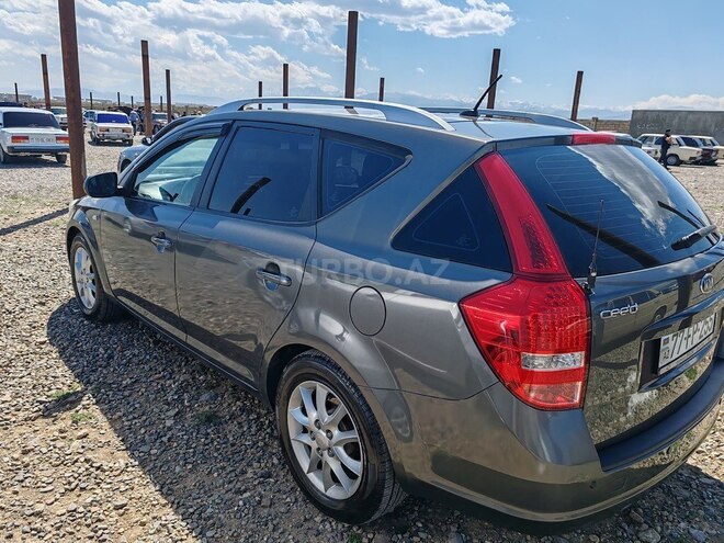 Kia Ceed 2010, 203,000 km - 1.6 л - Gəncə