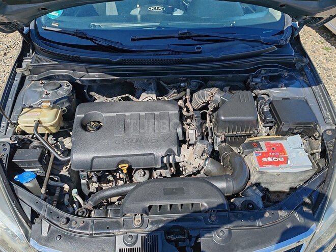 Kia Ceed 2010, 203,000 km - 1.6 л - Gəncə