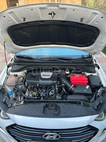 Hyundai Elantra 2017, 231,746 km - 1.6 l - Bakı