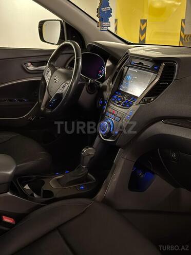 Hyundai Santa Fe-10