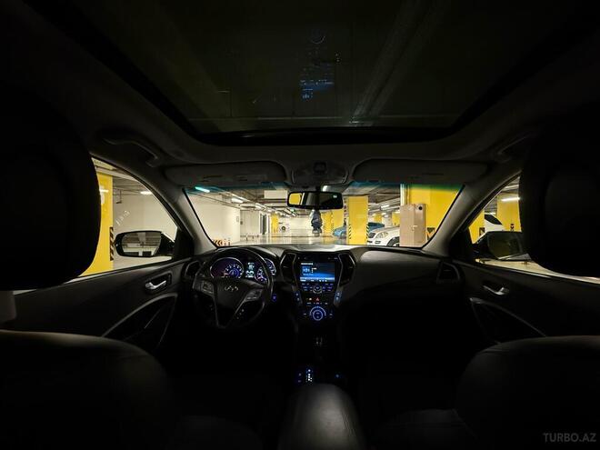 Hyundai Santa Fe-13