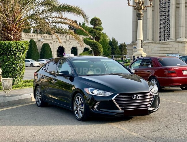 Hyundai Elantra 2017, 170,000 km - 2.0 л - Gəncə