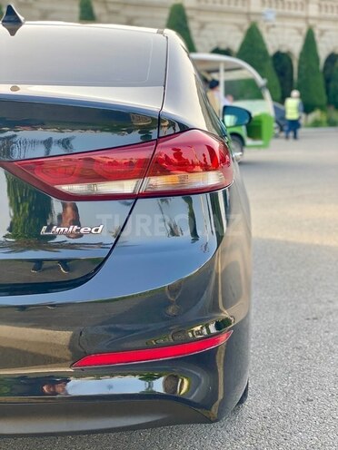Hyundai Elantra 2017, 170,000 km - 2.0 л - Gəncə