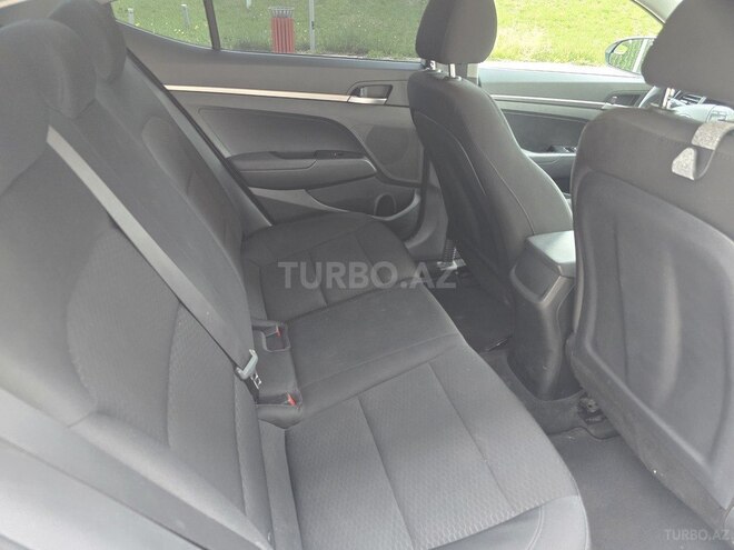Hyundai Elantra 2018, 191,739 km - 2.0 l - Şəmkir