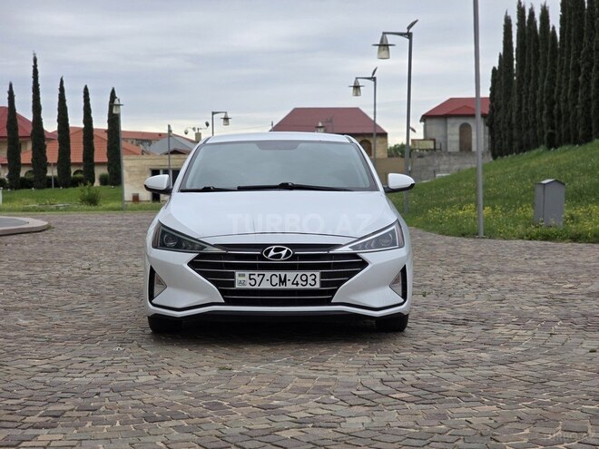 Hyundai Elantra 2018, 191,739 km - 2.0 l - Şəmkir