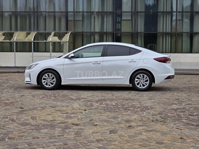Hyundai Elantra 2018, 191,739 km - 2.0 l - Şəmkir