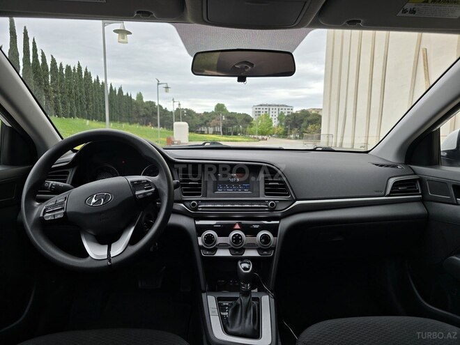 Hyundai Elantra 2018, 191,739 km - 2.0 l - Şəmkir