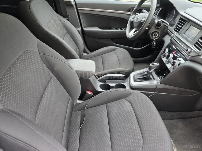 Hyundai Elantra 2018, 191,739 km - 2.0 l - Şəmkir