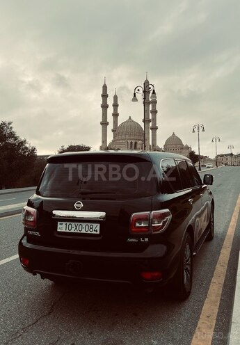 Nissan Patrol 2013, 198,000 km - 5.6 l - Bakı