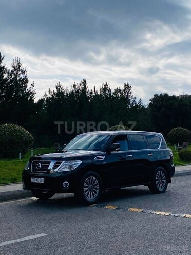 Nissan Patrol 2013, 198,000 km - 5.6 l - Bakı