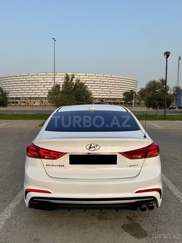 Hyundai Elantra 2018, 141,000 km - 1.6 л - Bakı