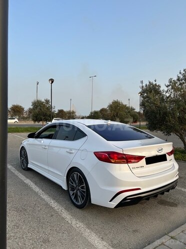 Hyundai Elantra 2018, 141,000 km - 1.6 л - Bakı