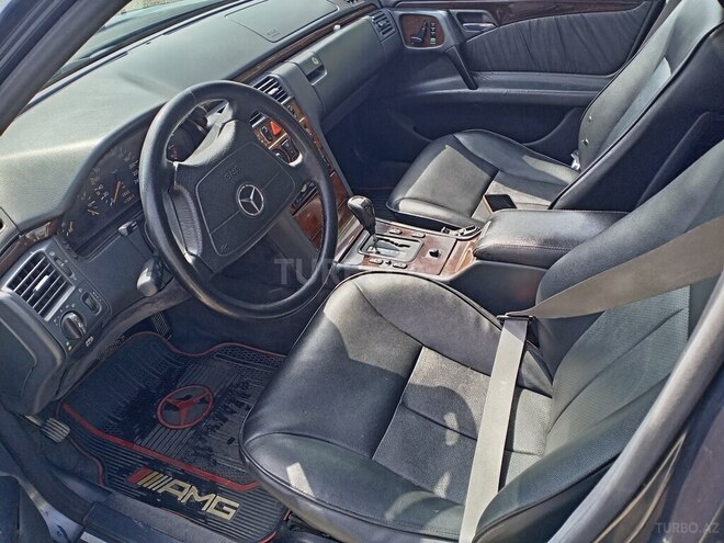 Mercedes E 230 1995, 429,022 km - 2.3 l - Bakı