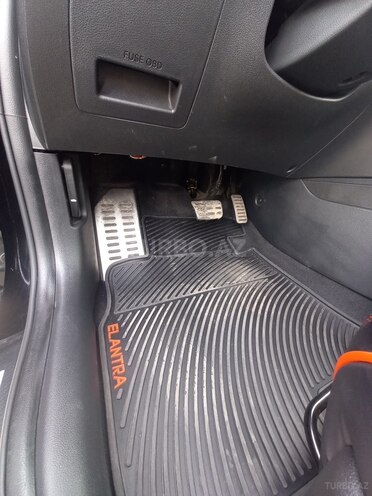 Hyundai Elantra 2019, 146,500 km - 2.0 l - Bakı