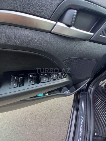 Hyundai Elantra 2019, 146,500 km - 2.0 l - Bakı