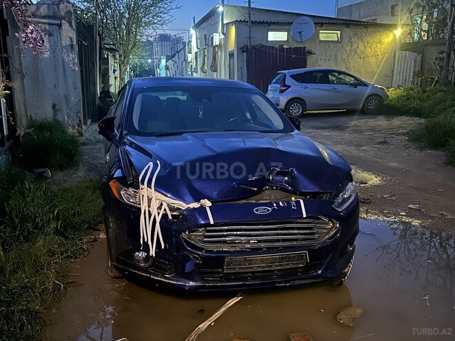 Ford Fusion (North America) 2014, 160,000 km - 2.0 л - Bakı