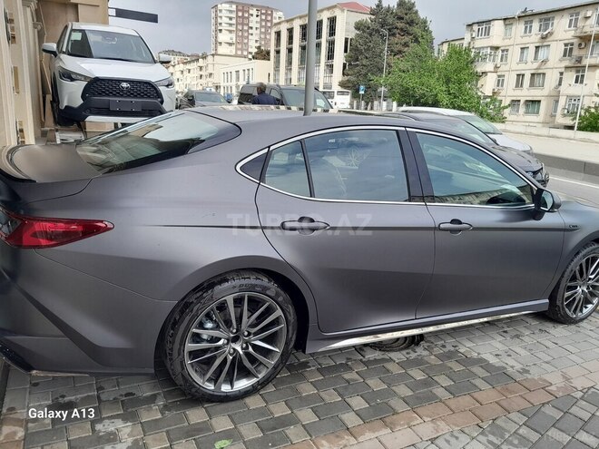 Toyota Camry-8