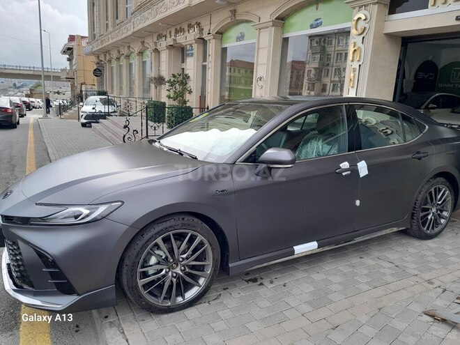 Toyota Camry-12