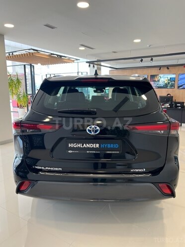 Toyota Highlander-5