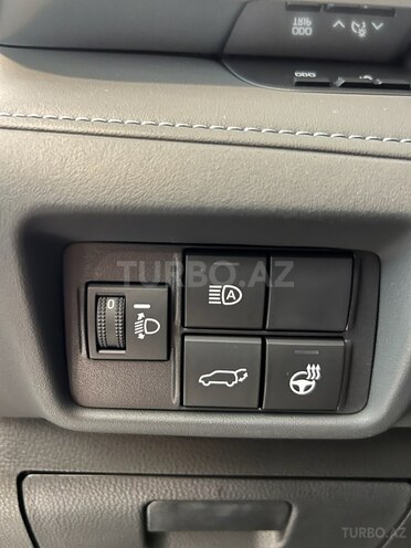 Toyota Highlander-12