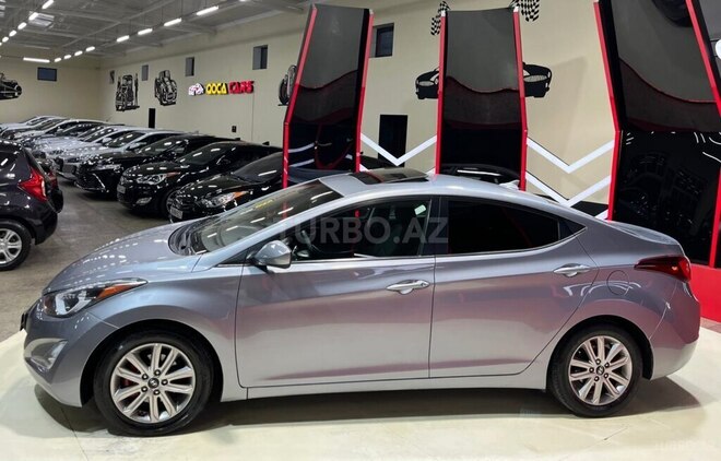 Hyundai Elantra 2015, 196,536 km - 1.8 л - Sumqayıt
