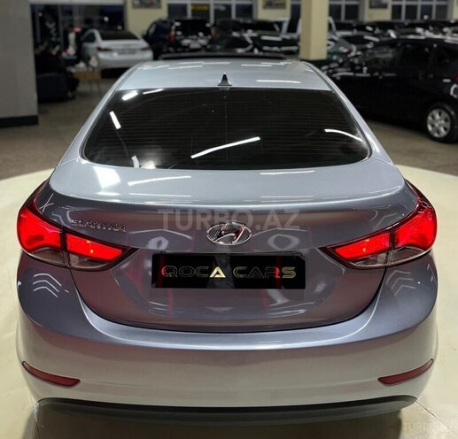 Hyundai Elantra 2015, 196,536 km - 1.8 л - Sumqayıt