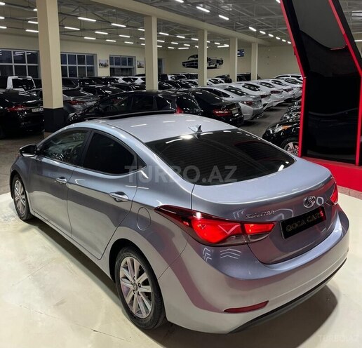 Hyundai Elantra 2015, 196,536 km - 1.8 л - Sumqayıt