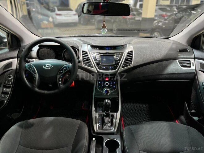Hyundai Elantra 2015, 196,536 km - 1.8 л - Sumqayıt