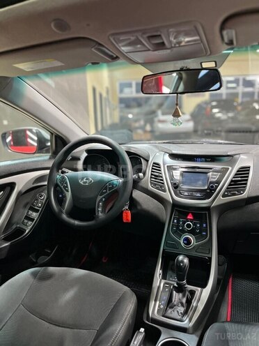 Hyundai Elantra 2015, 196,536 km - 1.8 л - Sumqayıt