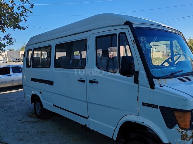 Mercedes 208 D 1991, 291,000 km - 2.3 l - Bərdə