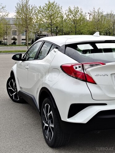 Toyota C-HR 2018, 124,241 km - 2.0 л - Bakı