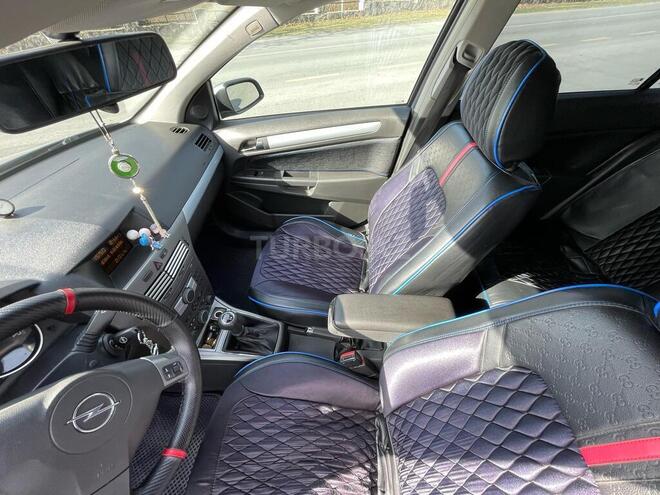 Opel Astra 2004, 244,120 km - 1.4 l - Qax