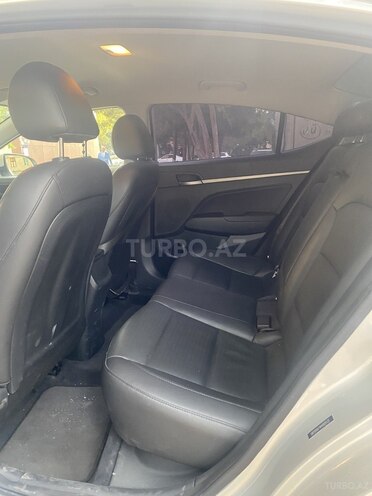 Hyundai Elantra 2016, 205,000 km - 2.0 л - Sumqayıt
