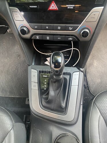 Hyundai Elantra 2016, 205,000 km - 2.0 л - Sumqayıt