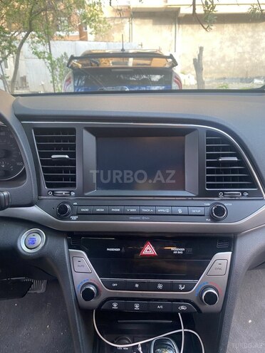 Hyundai Elantra 2016, 205,000 km - 2.0 л - Sumqayıt